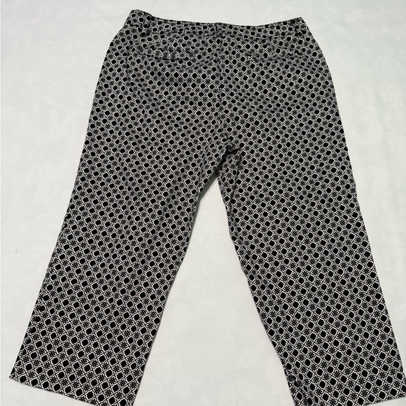 Zac & Rachel Black and White Dress Pants with Geometric Pattern - Picture 2 of 7